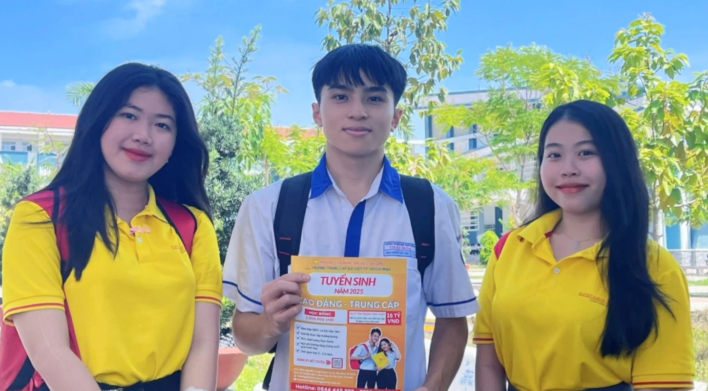 Cùng Học Sinh Tỉnh Bình Dương Định Hướng Tương Lai 2025 | Trường Trung Cấp Đại Việt Tp. Hồ Chí Minh