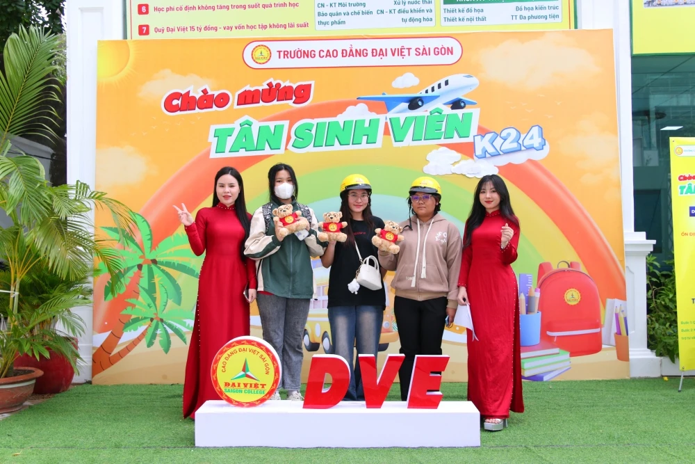 Chào Tân Sinh Viên K24 Nhập Học Đợt 1 | Cao Đẳng Đại Việt Sài Gòn 2024