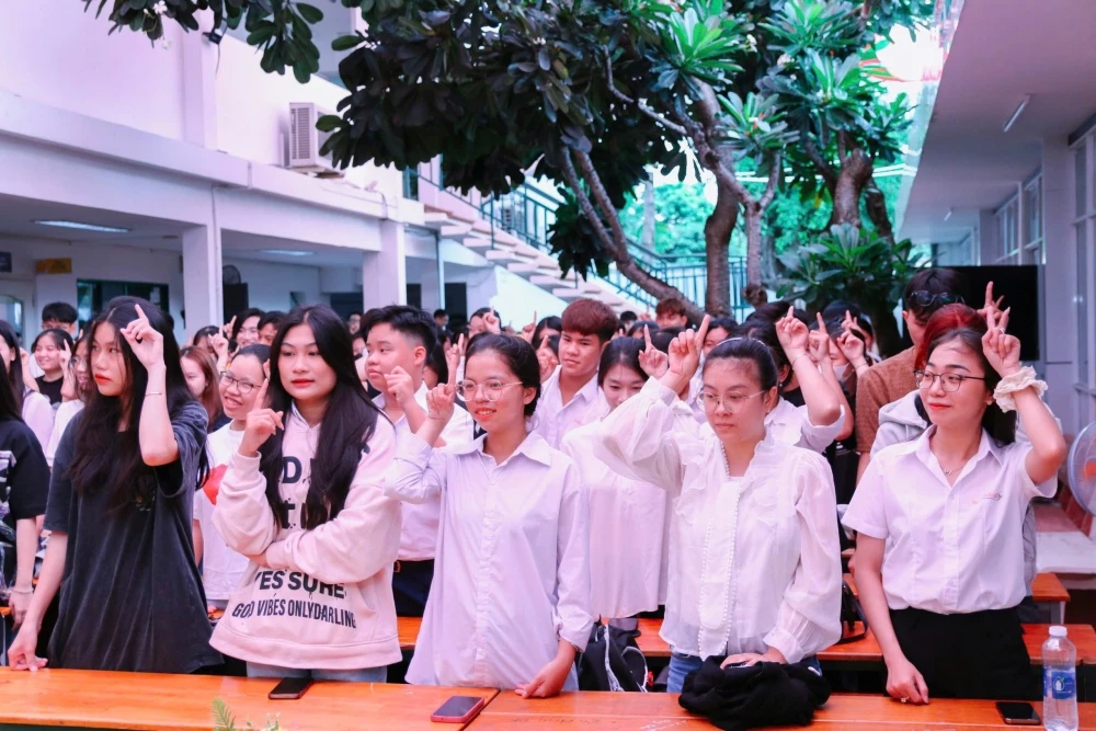 Hân Hoan Chào Đón Năm Học Mới 2024 | Lễ Khai Giảng K24 Trường Cao Đẳng Đại Việt Sài Gòn