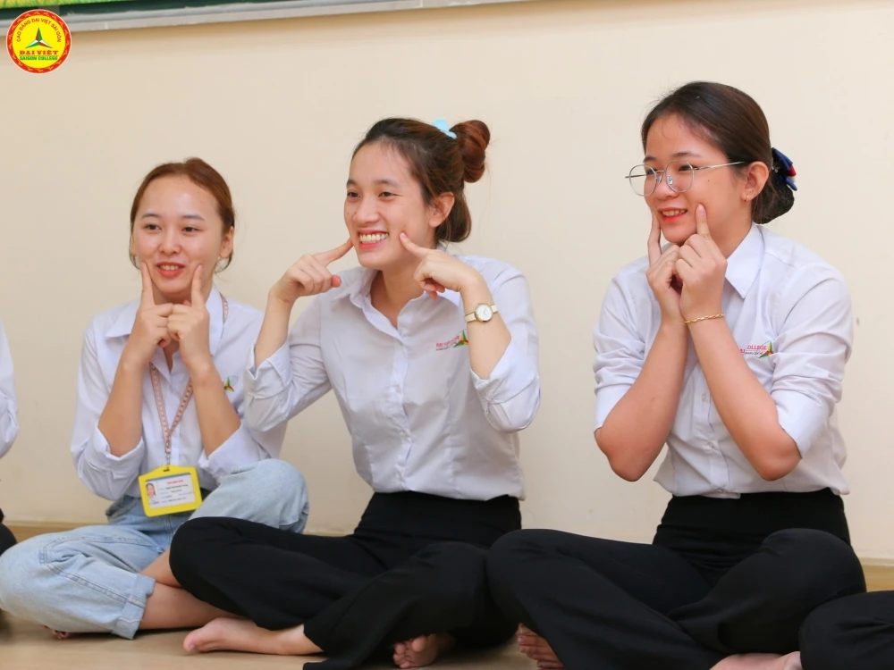 Tầm Quan Trọng Của Ngành Giáo Dục Mầm Non 2025 | Cơ Hội Nghề Nghiệp & Học Bổng