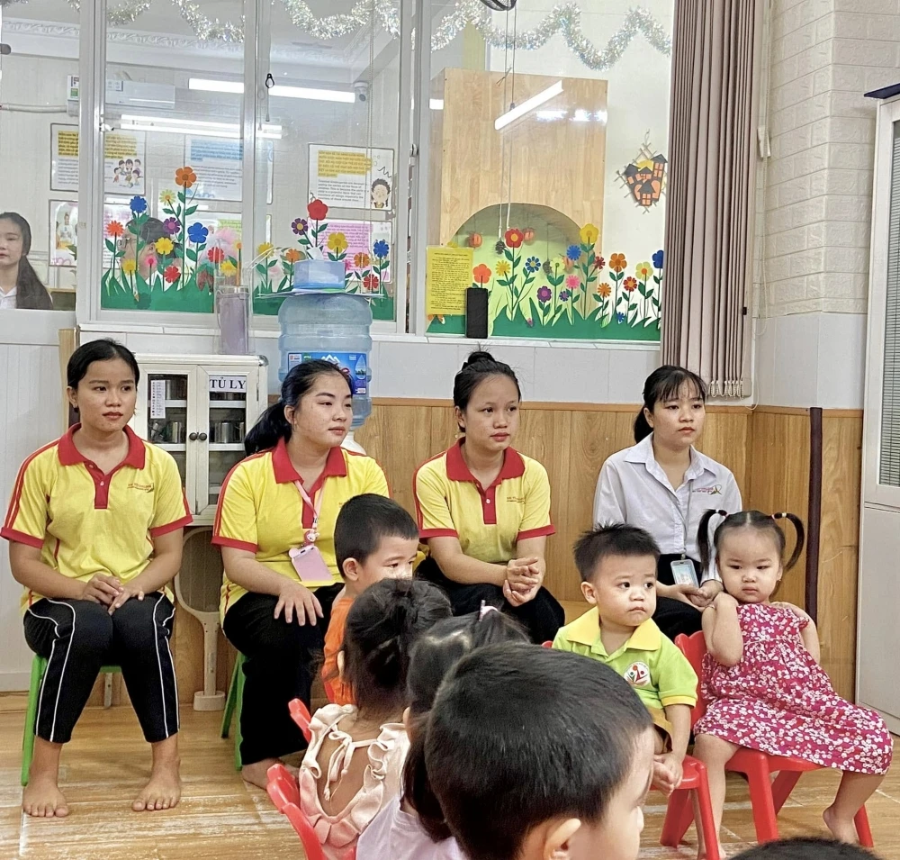 Tầm Quan Trọng Của Ngành Giáo Dục Mầm Non 2025 | Cơ Hội Nghề Nghiệp & Học Bổng