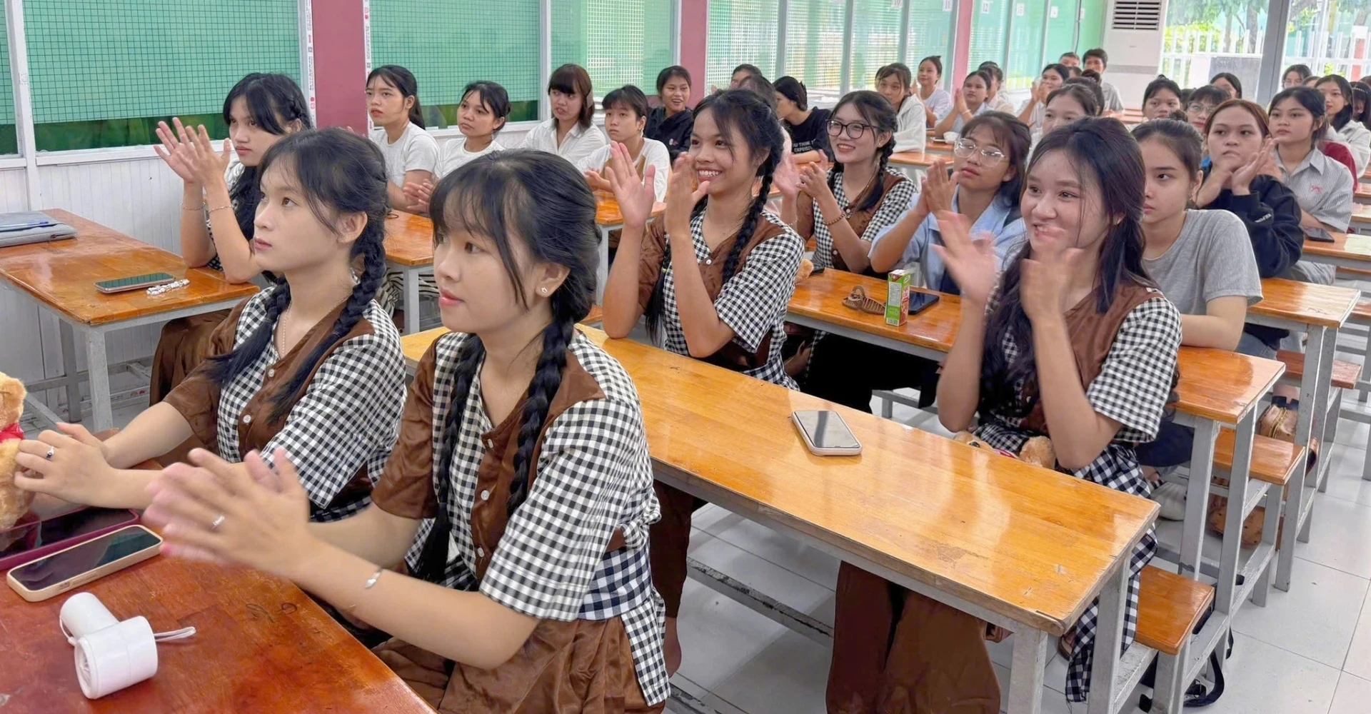 Cơ hội nghề nghiệp sinh viên Khoa Sư Phạm