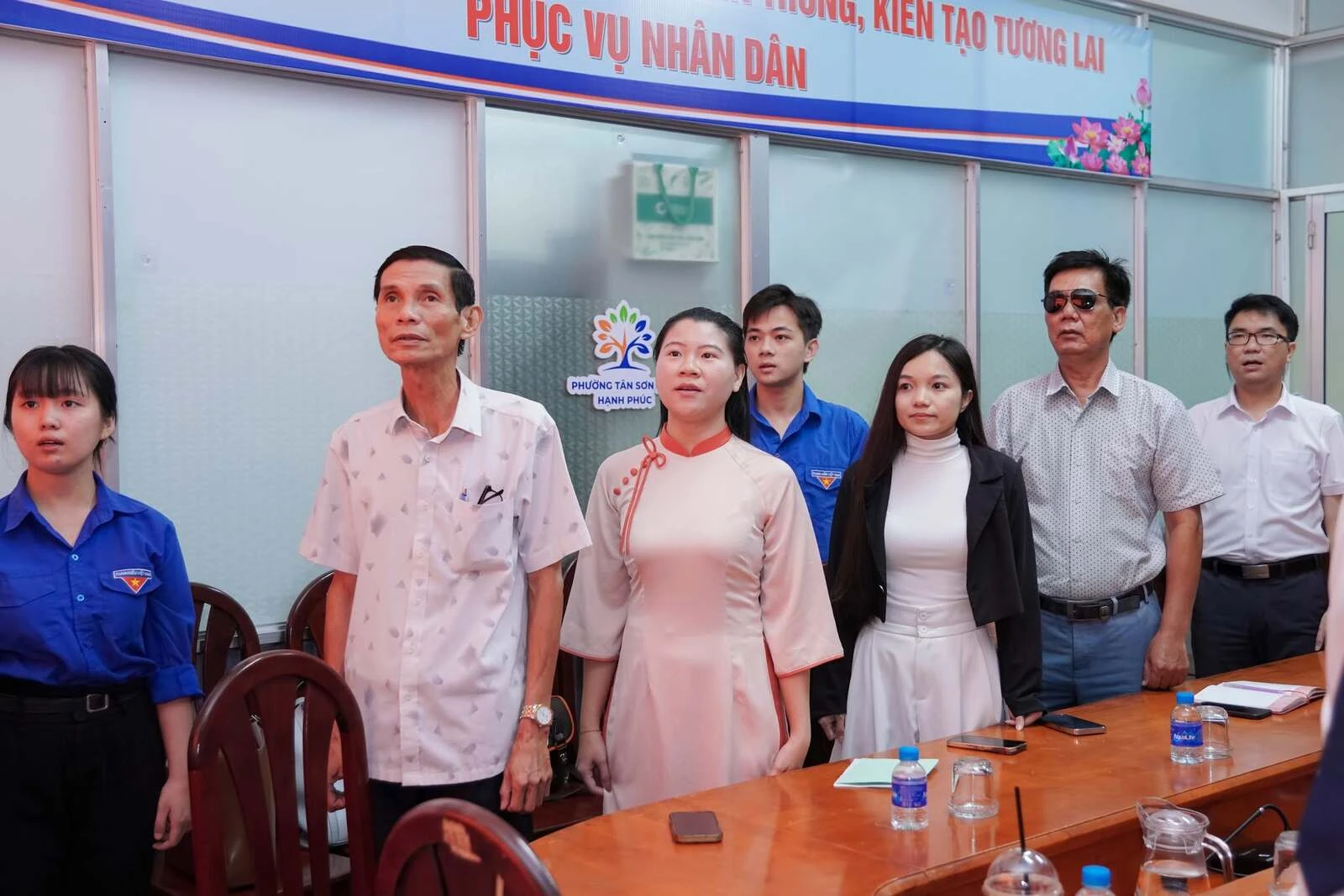 CHI BỘ TRƯỜNG CAO ĐẲNG ĐẠI VIỆT SÀI GÒN TỔ CHỨC LỄ KẾT NẠP ĐẢNG VIÊN MỚI