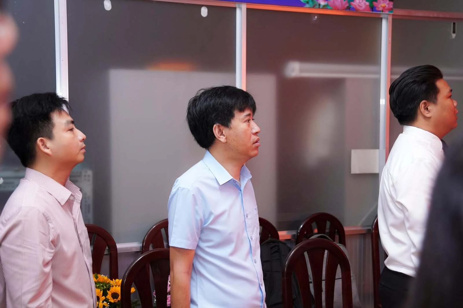 CHI BỘ TRƯỜNG CAO ĐẲNG ĐẠI VIỆT SÀI GÒN TỔ CHỨC LỄ KẾT NẠP ĐẢNG VIÊN MỚI