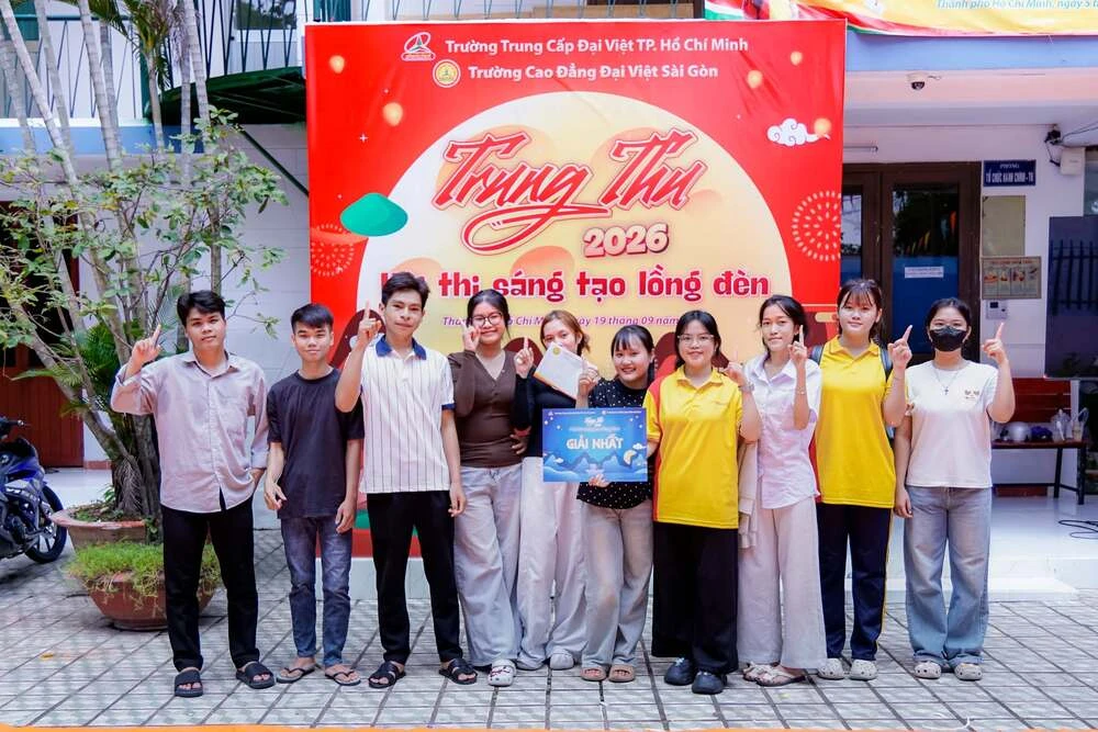 Chúc Mừng Các Team Xuất Sắc Tại Hội Thi Lồng Đèn Trung Thu 2026