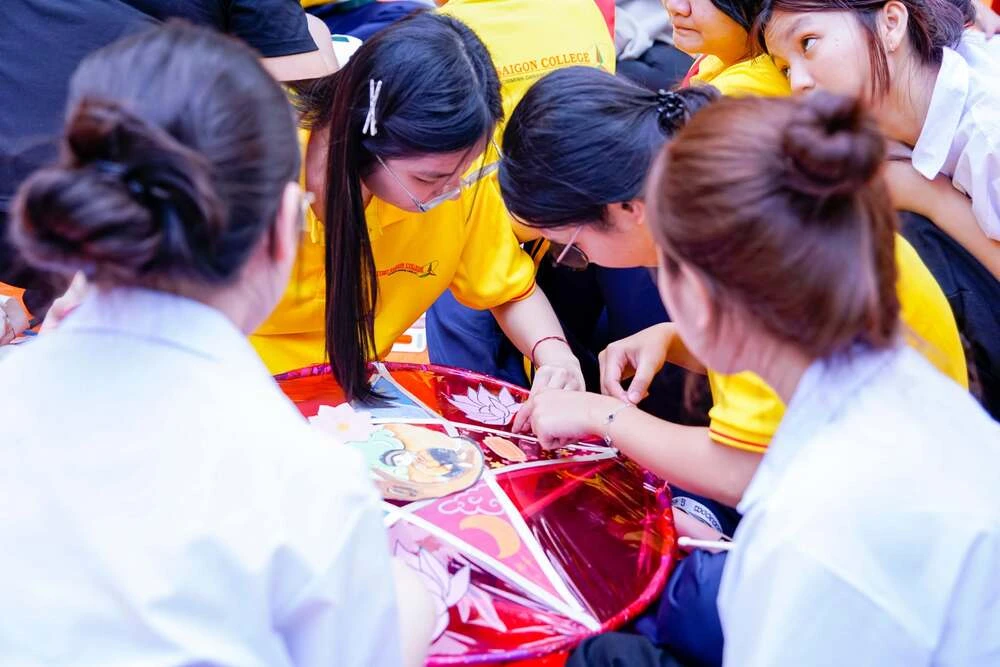 Hội Thi Lồng Đèn Trung Thu 2026 – Những Khoảnh Khắc Sáng Tạo Tại Đại Việt Sài Gòn
