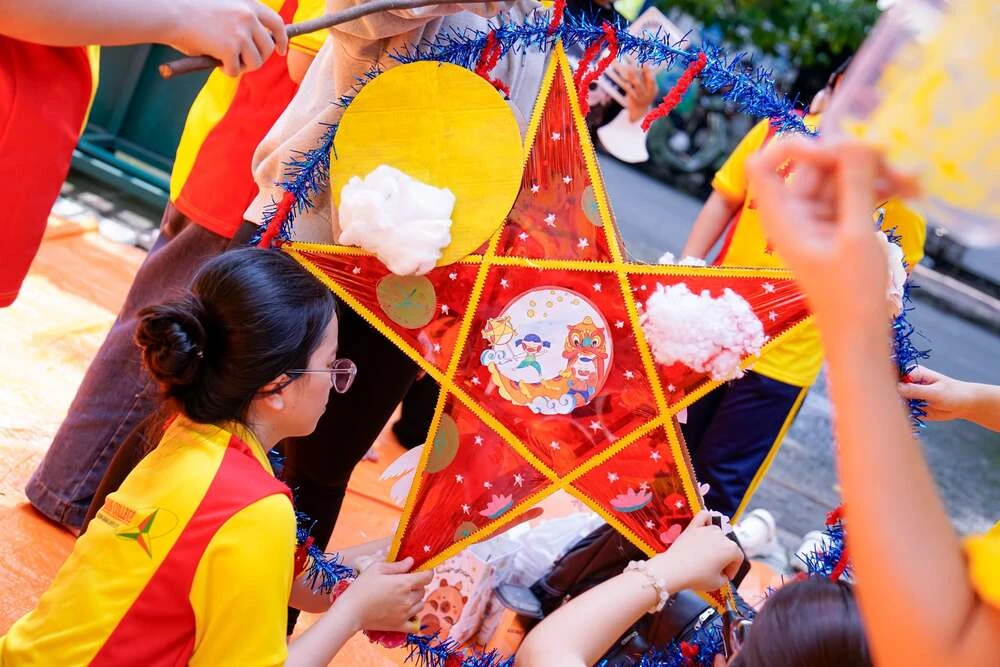 Hội Thi Lồng Đèn Trung Thu 2026 – Những Khoảnh Khắc Sáng Tạo Tại Đại Việt Sài Gòn