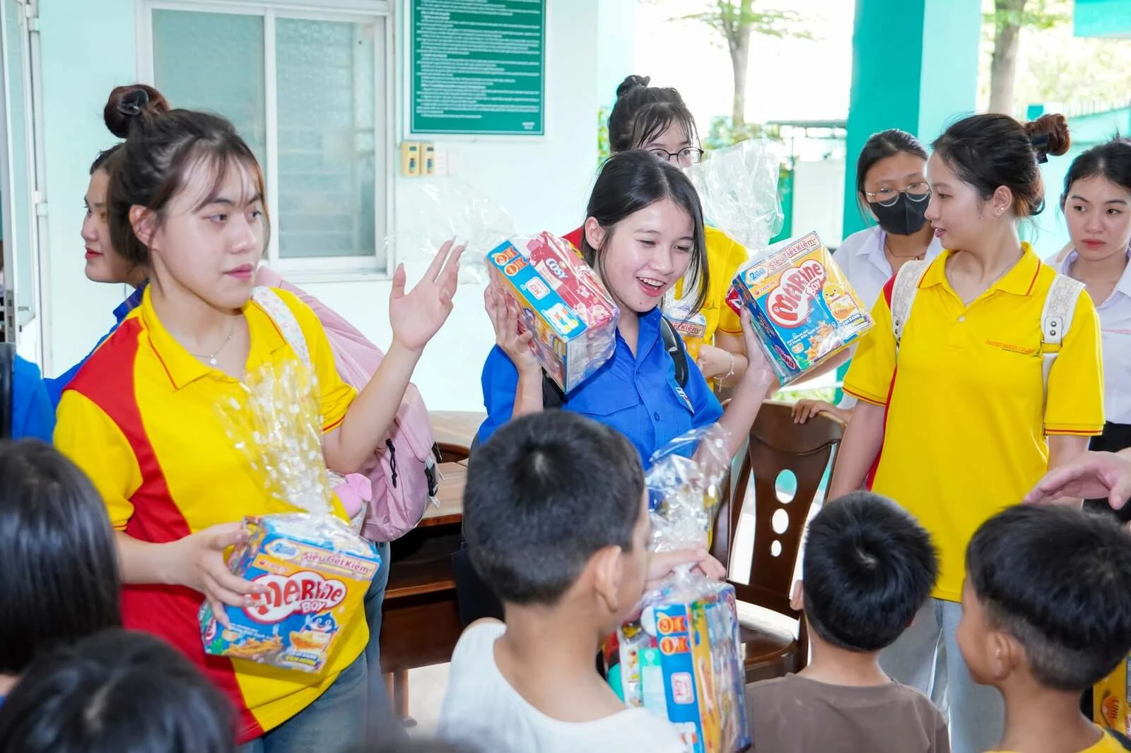 MỘT BUỔI CHIỀU TRUNG THU ẤM ÁP TẠI TAM BÌNH