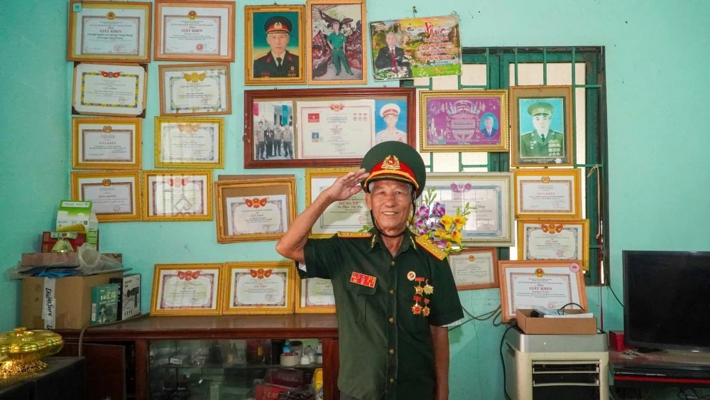Tri Ân Người Hùng Thầm Lặng | Trường Cao đẳng Đại Việt Sài Gòn Thăm Chiến Sĩ Biệt Động Sài Gòn