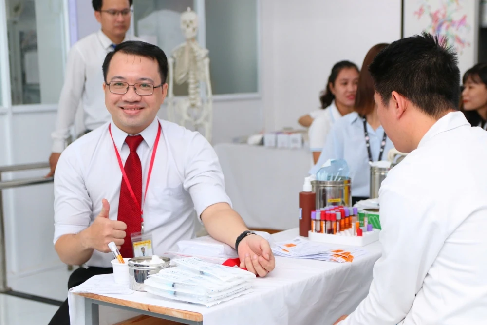 Sức Khỏe Là Sức Mạnh Của Tập Thể | Khám Sức Khỏe Định Kỳ Tại Đại Việt Sài Gòn