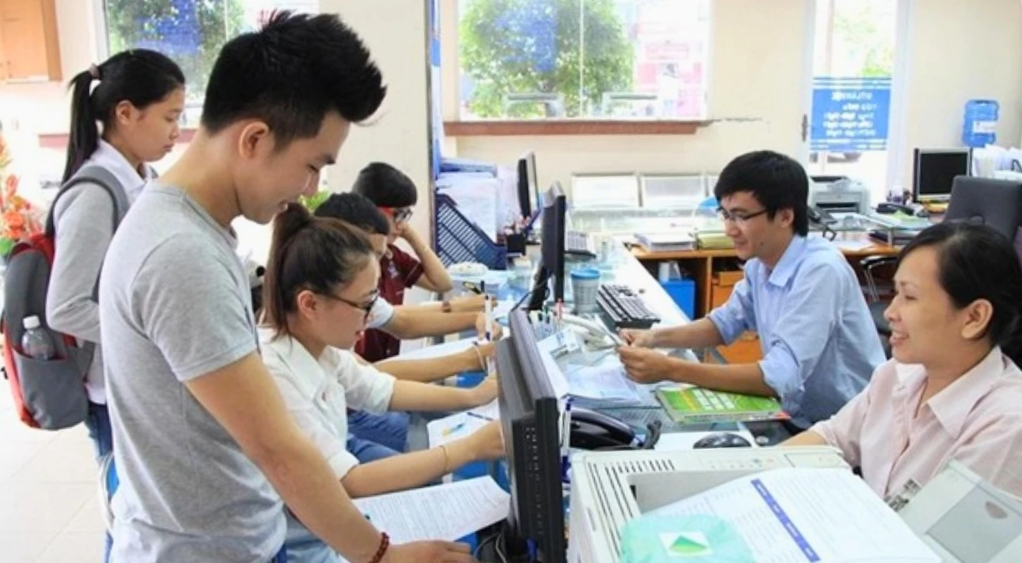 Điều Kiện Vay Vốn Sinh Viên Mới Nhất: Đối Tượng, Hồ Sơ, Lãi Suất Và Thủ Tục Chi Tiết | Trường Trung Cấp Đại Việt Tp. Hồ Chí Minh