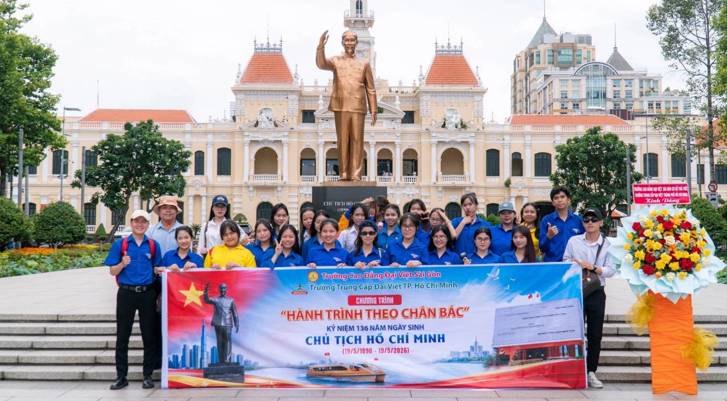 Nửa Chặng Đường Mùa Hè Xanh 2018 – Thanh Xuân Ý Nghĩa Của Sinh Viên Đại Việt Tại Phú Yên | Trường Trung Cấp Đại Việt Tp. Hồ Chí Minh